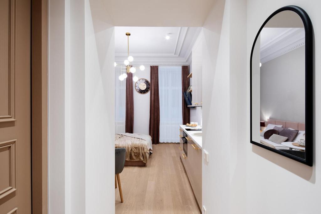 Raina Boulevard Exclusive Design By The Park Lejlighed Riga